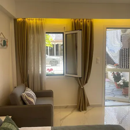 Apartment Welcome By Elida Platamonas